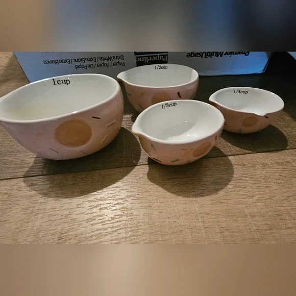 Donut Measuring Cups!!!! - Picture 2 of 6